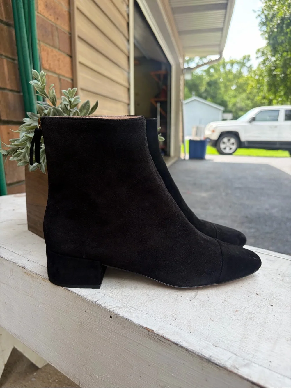 J.Crew – Roxie Cap-Toe Ankle Boots in Suede – Black Block Heel – Sz. 8